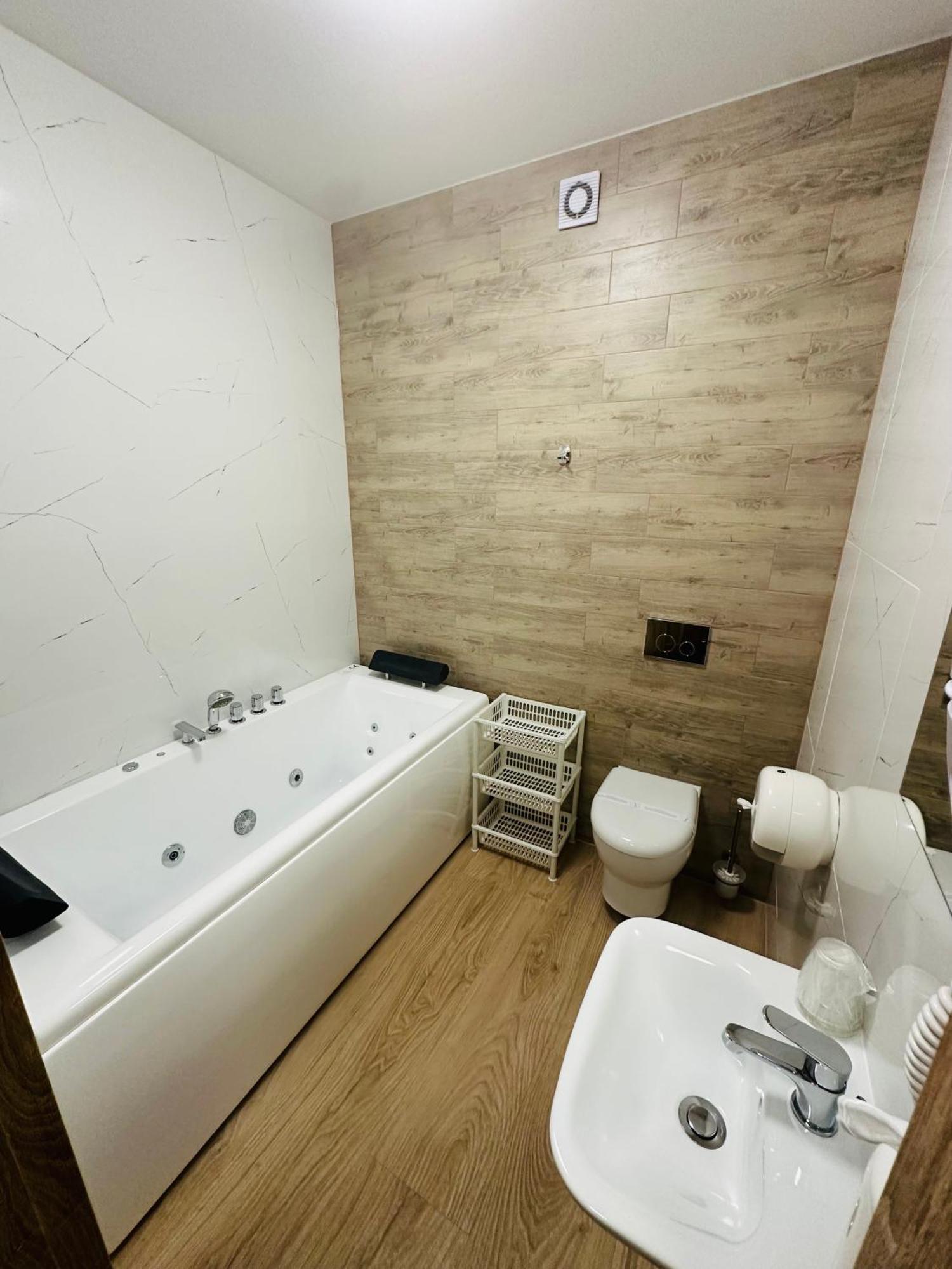 Miejsca Noclegowe W Arka Medical Spa Kolobrzeg Exterior photo